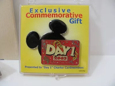 Day 1 Charter Card Member VISA Commemorative EXCLUSIVE 2003 LE DISNEY NEW Case • $4.99