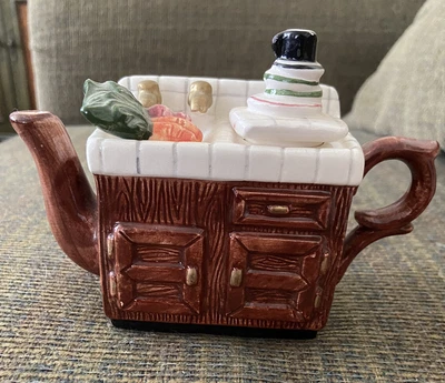 MINIATURE TEAPOT Ceramic Decorative Collectible Kitchen Sink Teapot World Bazaar • £6.28