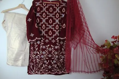 NEW ZARA SHAHJAN  Embroidered Velvet Desiner Stitched 3pc Suit WITH NET Duptta • £27.50