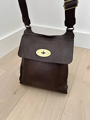 Mulberry Antony Messenger Bag Large H29.5 W27 • £175