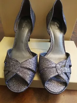 Michelle D Silver Heels Shoes Size 9M • $20