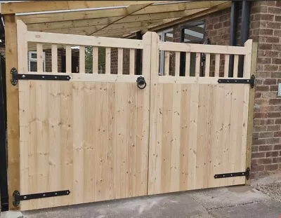 Driveway Gates Wooden Cottage Style 8ftx6ft Also Bespoke Sizes Available • £565