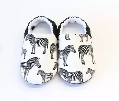 Baby Shoes. 9-12M Zebra Print Baby Shoes Unisex Moccasins New Baby Gifts.  • £7.61