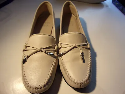 Ladies  Mookies Tootsies Shoes - Size 6  1/2 M - New - No Box - $10 S/h • $9
