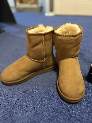 Urban Ugg Australia Sheepskin Ugg Boots • $135