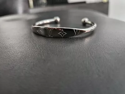 Louis Vuitton Jonk Monogram Bracelet M64839  Mens (Size M) *Without Box* • £199