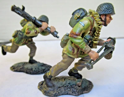 £47 • Buy W. Britain. WW2 British Paratroopers Figures Running With A Vickers Machine Gun.