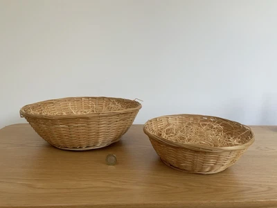 £12.99 • Buy 2 X Round Wicker Baskets & Straw - Present Hampers, Eggs, Gifts, Storage