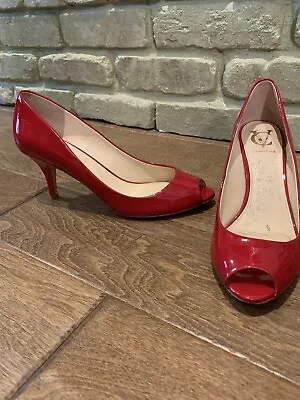 VC Signature Red High Heels 4” Peep Toe Vero Cuoio Leather 9M • $63.79