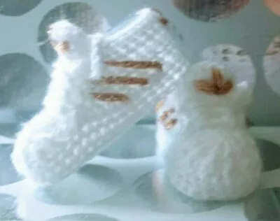 £4.99 • Buy Baby Crochet Knitting Hand Shoes Trainers Sneakers Clothes Socks Hats Caps Boots