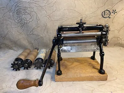 1900s Vitantonio Pasta Maker With 5 Cutters Rollers Works • $249.99