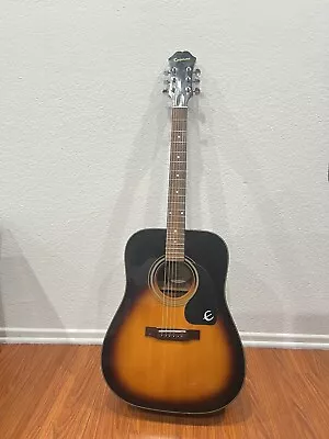 Epiphone Acoustic Guitar PR-200 VS  • $155