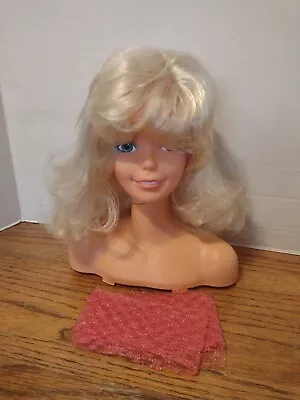 Vintage 1987 Make Me Pretty Hair Styling Doll Head Arco Beauty • $5.99
