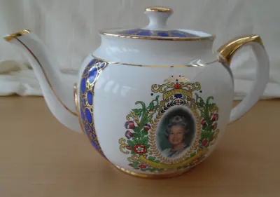 Wade Ceramics Ringtons Queen Elizabeth 11 Coronation 50th Anniversary Teapot • £12