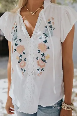Mine Womens White Embroidered Top Size Small NEW Floral White Lightweight • $12.99