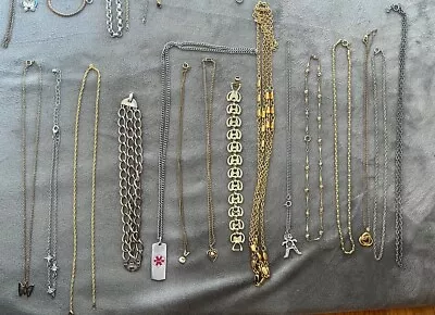 Gold/gold Tone?? Silver/Silver Tone?? Vintage Jewelry Lot. Unmarked Metal • $1