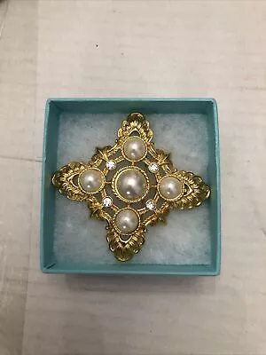 Vtg Avon Kenneth J Lane KJL Maltese Cross Faux Pearl Gold Tone Brooch Pendant • $60