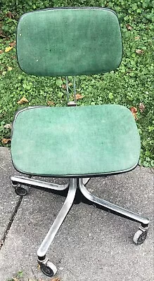 Cool Vintage MCM Mod 1976 GF Business Equipment Adjustable Height Desk Chair • $129