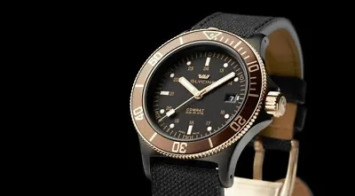 Glycine 42mm Combat SUB GL0093 Swiss Made Automatic Watch [Goldeneye] • $650