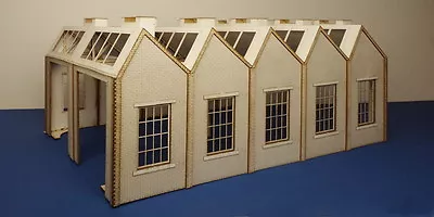 O Gauge (7 Mm) North Light Style Engine Shed B 70-10  • £72.99