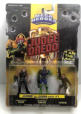 Mattel - Mega Heroes - Judge Dredd Vs Cons Pack #1 - New On Card - 1995 • $11.99