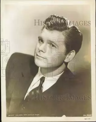 1946 Press Photo Barry Nelson Actor For Metro-Goldwyn-Mayer Studios - Hcx55920 • $9.99