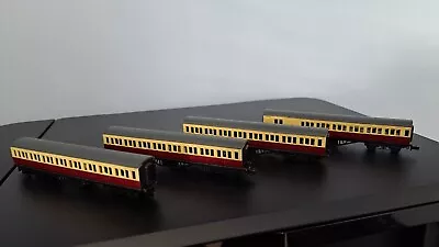 Graham Farish N Gauge Rake Of 57ft BR Crimson And Cream Mainline Coaches • £42.50