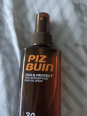 Piz Buin Tan & Protect – Tan Accelerating Oil Spray SPF 30 – 150 Ml (Pack Of 2) • £0.99