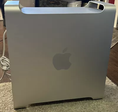 Mac Pro 2 Model No: A1186 • $108.98