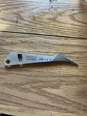 1 IGT Slot Machine S Or  S+ Hopper Knife Metal • $30