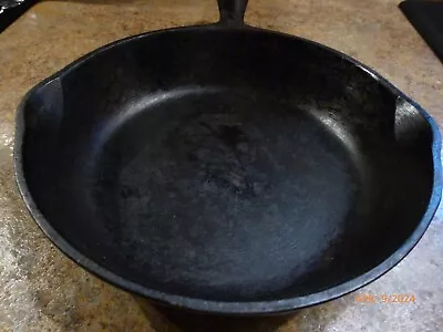 Vintage Wagner Ware No. 8 Cast Iron Skillet. Made In USA • $35