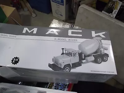 1st Gear 1/34 Mack R Model Cement Mixer RW&B Gieger 19-2604 NIB • $18