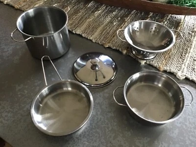 $22 • Buy Melissa And Doug Stainless Child Play Pots And Pans Set NWOT