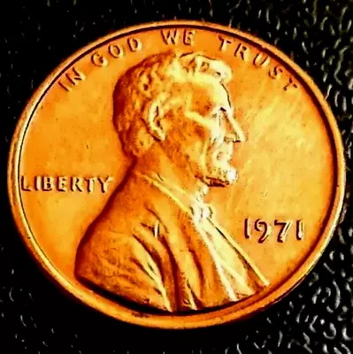 1971  Lincoln Memorial 1¢ Cent  VINTAGE Penny   Good Condition!   FREE SHIPPING! • $2.09