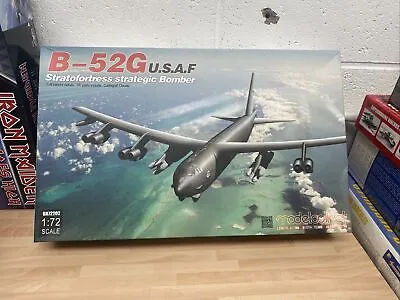 Modelcollect B-52G U.S.A.F Stratofortress Strategic Bomber 1:72 Model Kit • £75