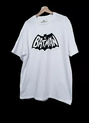 Batman Vintage Logo T Shirt White Crew Neck T-Shirt DC DCEU DCU Elseworlds • $14.99