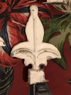 Cast Iron Finial Ornamental Fence Topper Fleur De Lis Style • $5