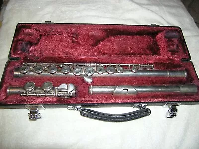 Yamaha YFL225S Flute - Good Condition • $185