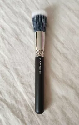 New MAC 187 Duo Fibre Stippling Brush • $27.52