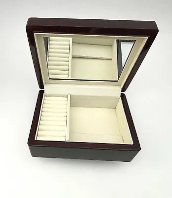 $39.99 • Buy Jewelry Box Top Quality Maple Wood Lacquer Finish Felt Bottom NEW