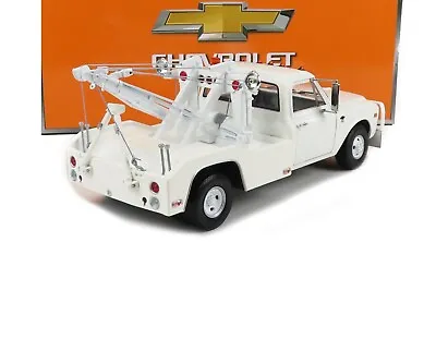 1968 Chevrolet C-30 Dually Wrecker White 1:18 Scale By Greenlight • $109.95