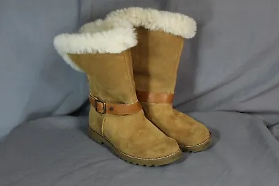 Used Ugg Kids 1094577K Nessa Sheepskin-lined Boots Beige US Size 3 • $39.99