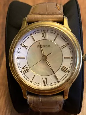 Vintage Fossil Watch Women Gold Mother Of Pearl Leather Band Beveled New Battery • $19.99