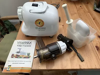 Oscar Vital Max 900 Living Food Kitchen Slow Cold Press Juicer Extractor White • £50