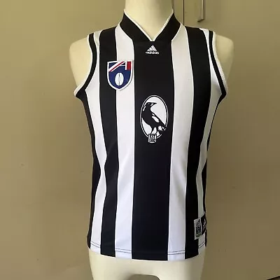 Vintage 90s AFL Collingwood Magpies Jumper Size 14 Boys On Field. • $75