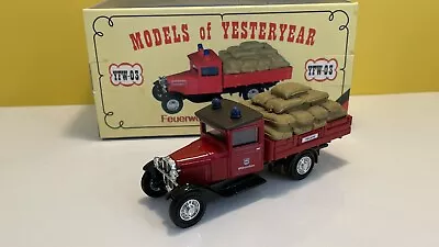 Matchbox Yesteryear Code 2 1932 Ford Aa Feurerwehr Havarie' With Sack Load • £37.95