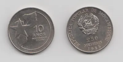 MOZAMBIQUE: Commemorative Coin   10 Anniversary Of Independence  - 1985 MINT • $69.99