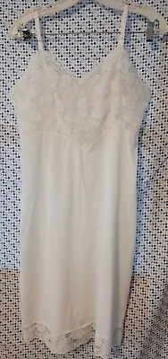 Vtg Penneys Gaymode  38 Average Full Slip Lace • $12.99