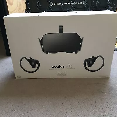 Oculus Rift  CV1 - Virtual Reality System - Mint Condition • £139