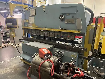 Amada RG-80 88 Ton X 8' Press Brake • $29500